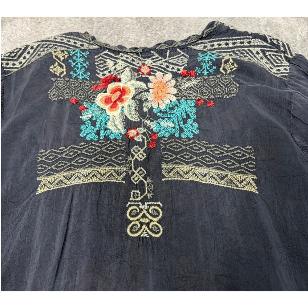 Johnny Was Blouse Womens XL Blue Floral Embroidered V Neck Boho 3/4 Sleeve Top - Picture 6 of 12
